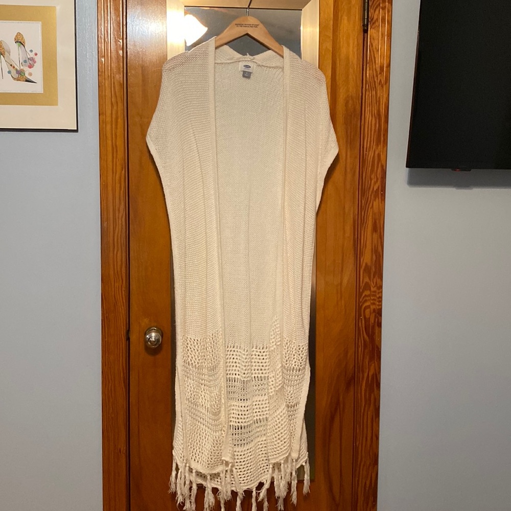 Sweater vest